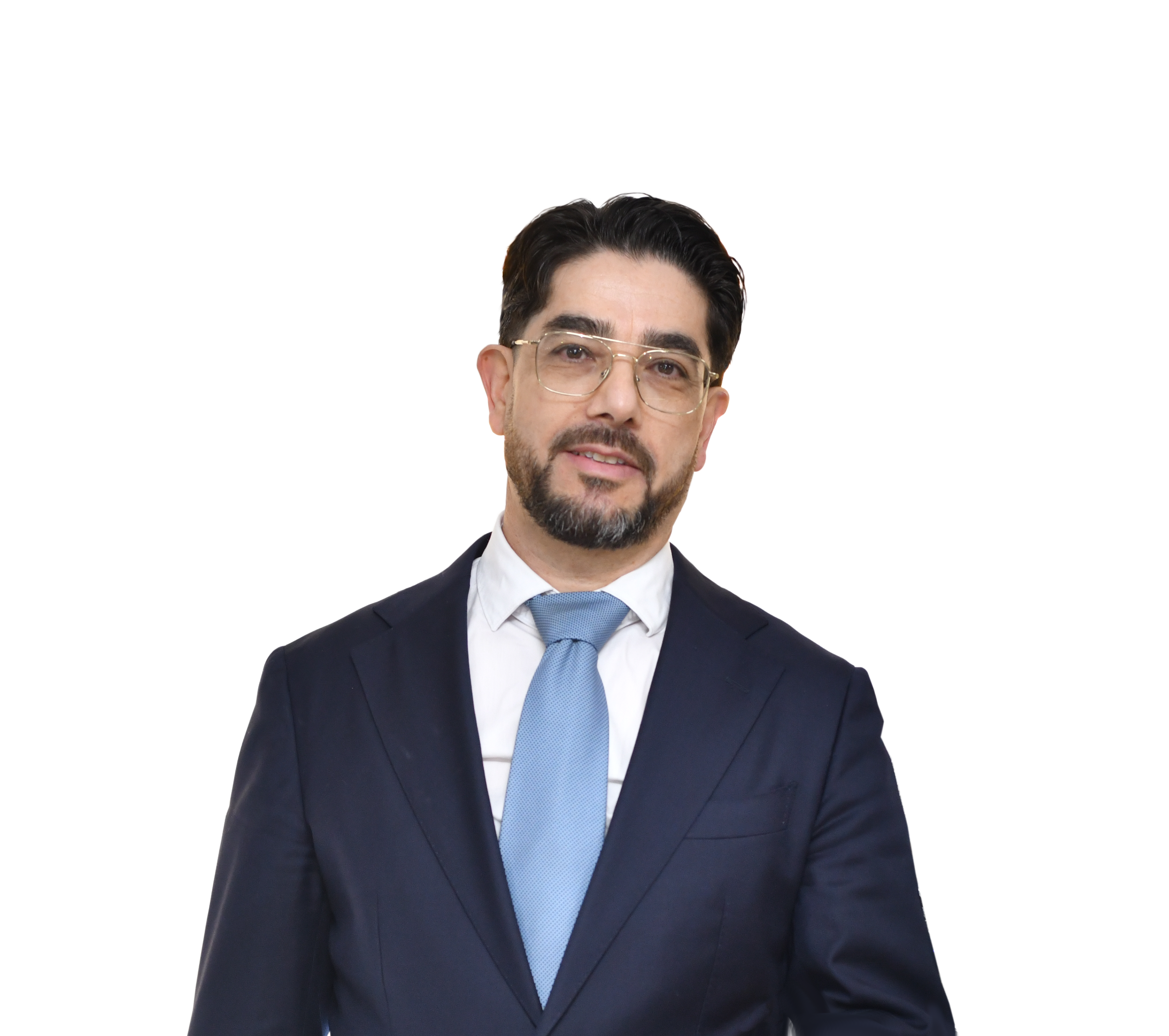 Consultant sénior analysant des indicateurs de pilotage